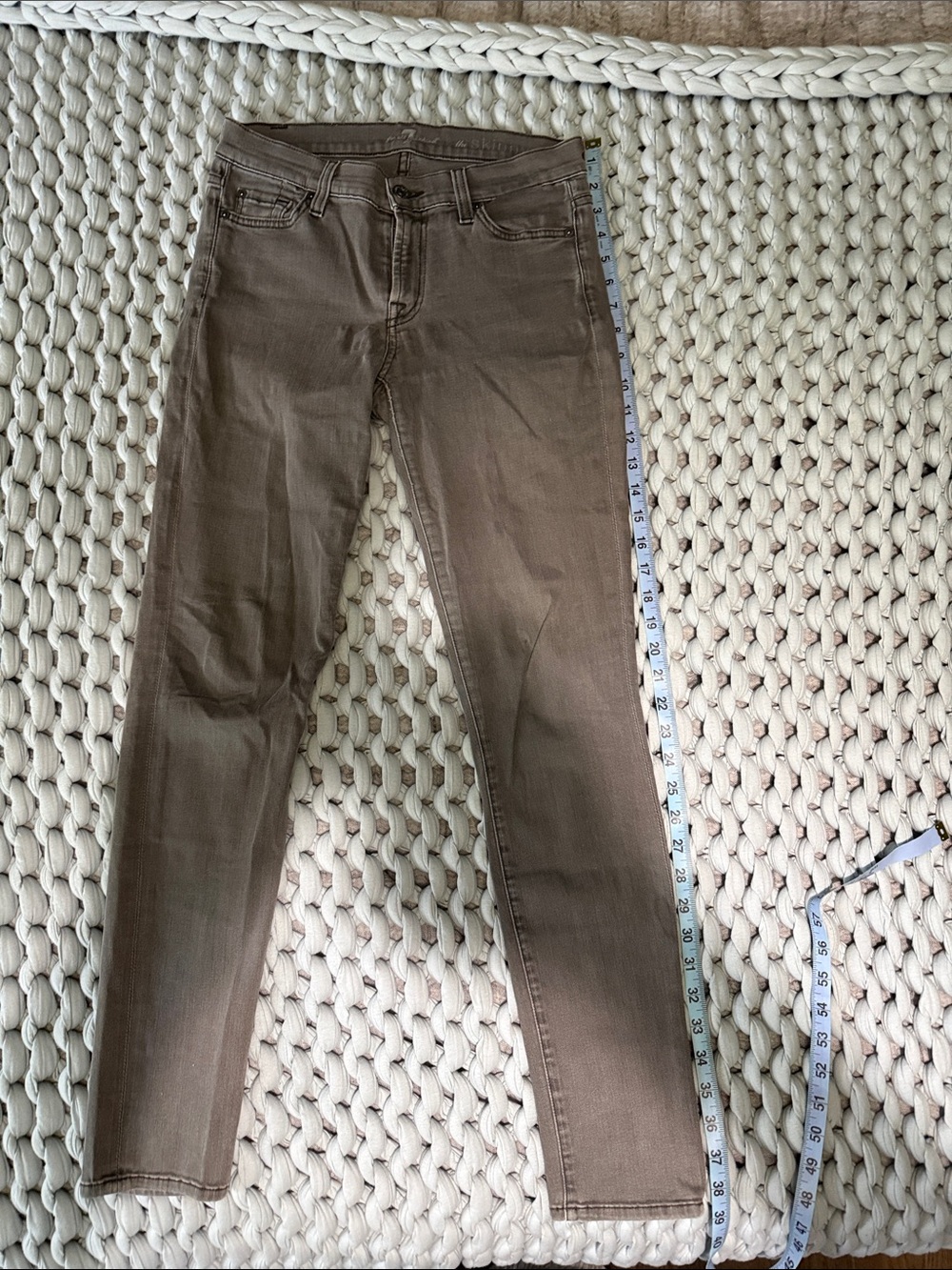 7 For All Mankind Skinny Jeans in Gray